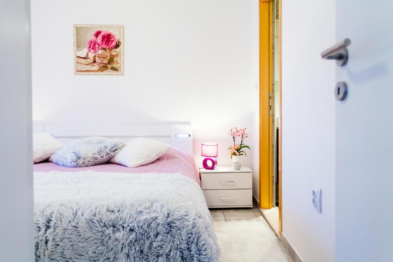 Double room without kitchen 