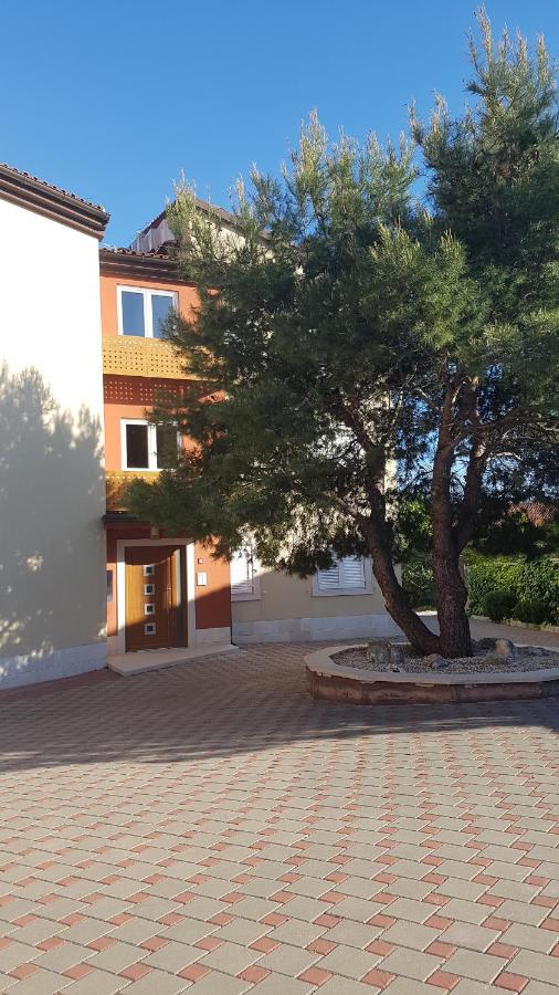Villa Alice App2 - Chambres d’hôtes Ližnjan