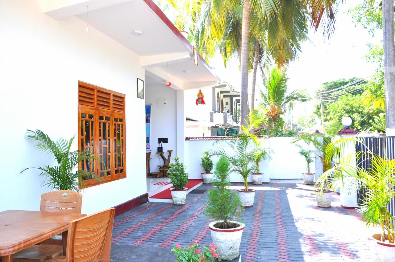 B&B Trincomalee - Hilton Cottage - Bed and Breakfast Trincomalee