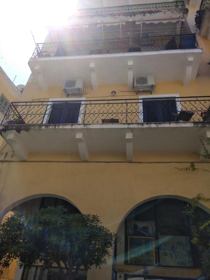 Marlera Corfu Old Town Apt - Chambres d’hôtes