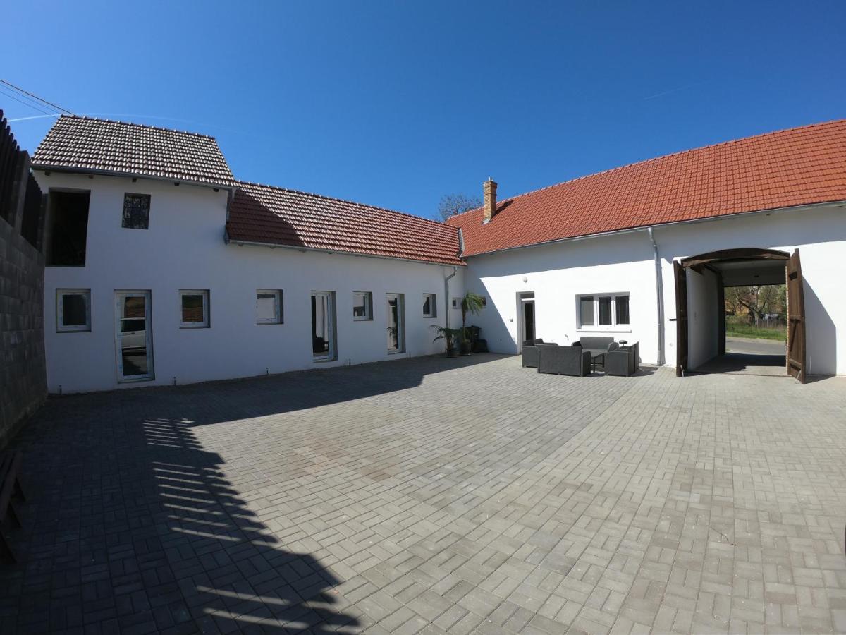 B&B Stavěšice - Moravske Toskansko - Bed and Breakfast Stavěšice