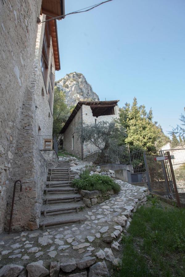 Studio - Split-Level