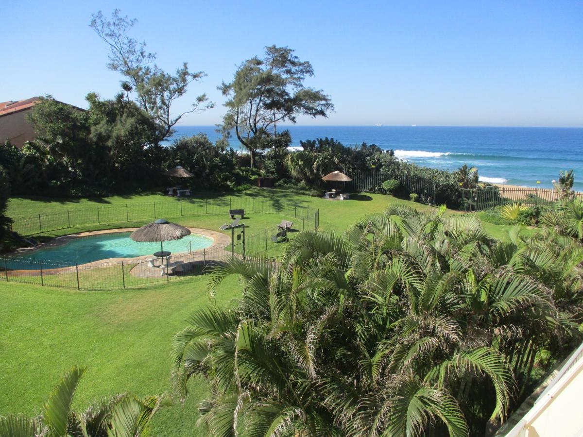 B&B Durban - 22 Kyalanga Beachfront Apartment - Bed and Breakfast Durban