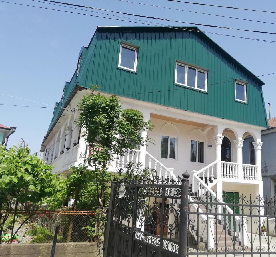 B&B Batumi - Guest House Quiet Home - Bed and Breakfast Batumi