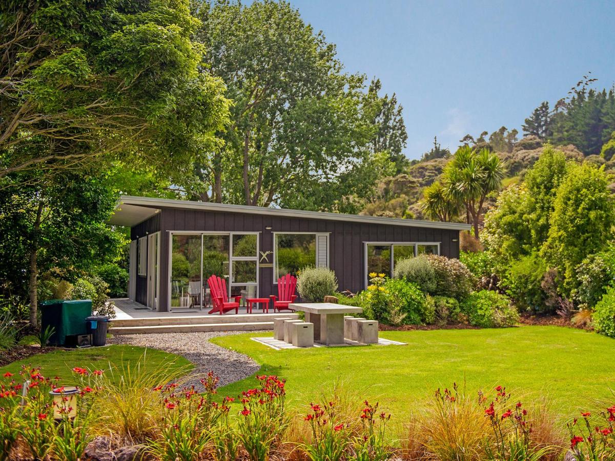 Three-Bedroom Holiday Home with Garden View