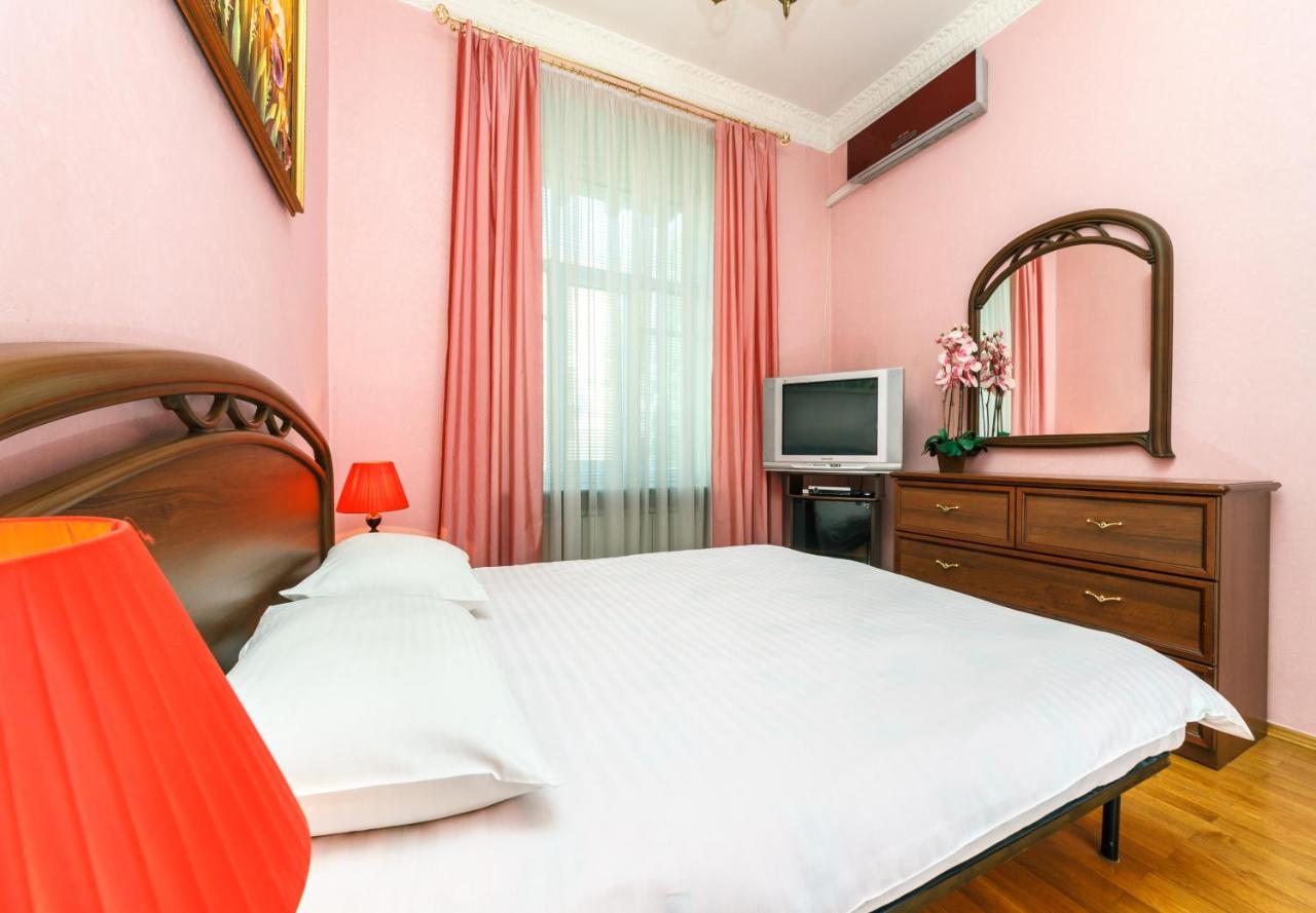 Apartamento de 2 dormitorios en Khreschatyk 23