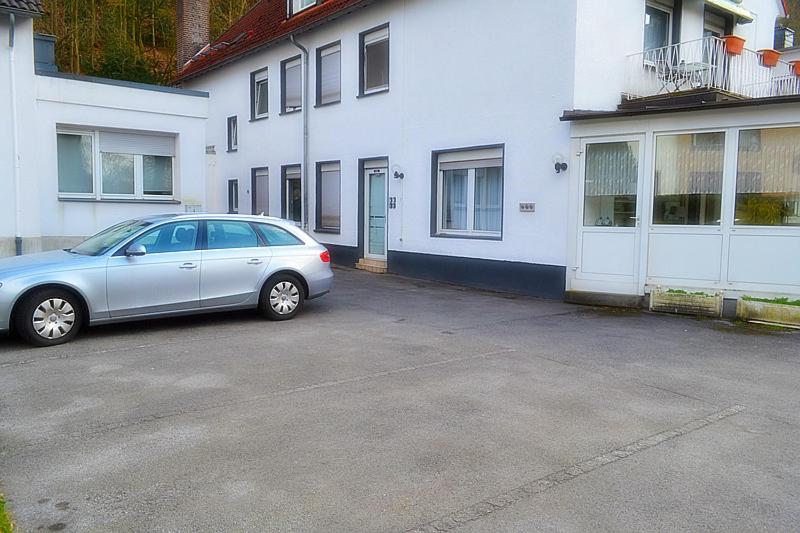 Hotel Hohenstein -Radweg-Messe-Baldeneysee - B&B