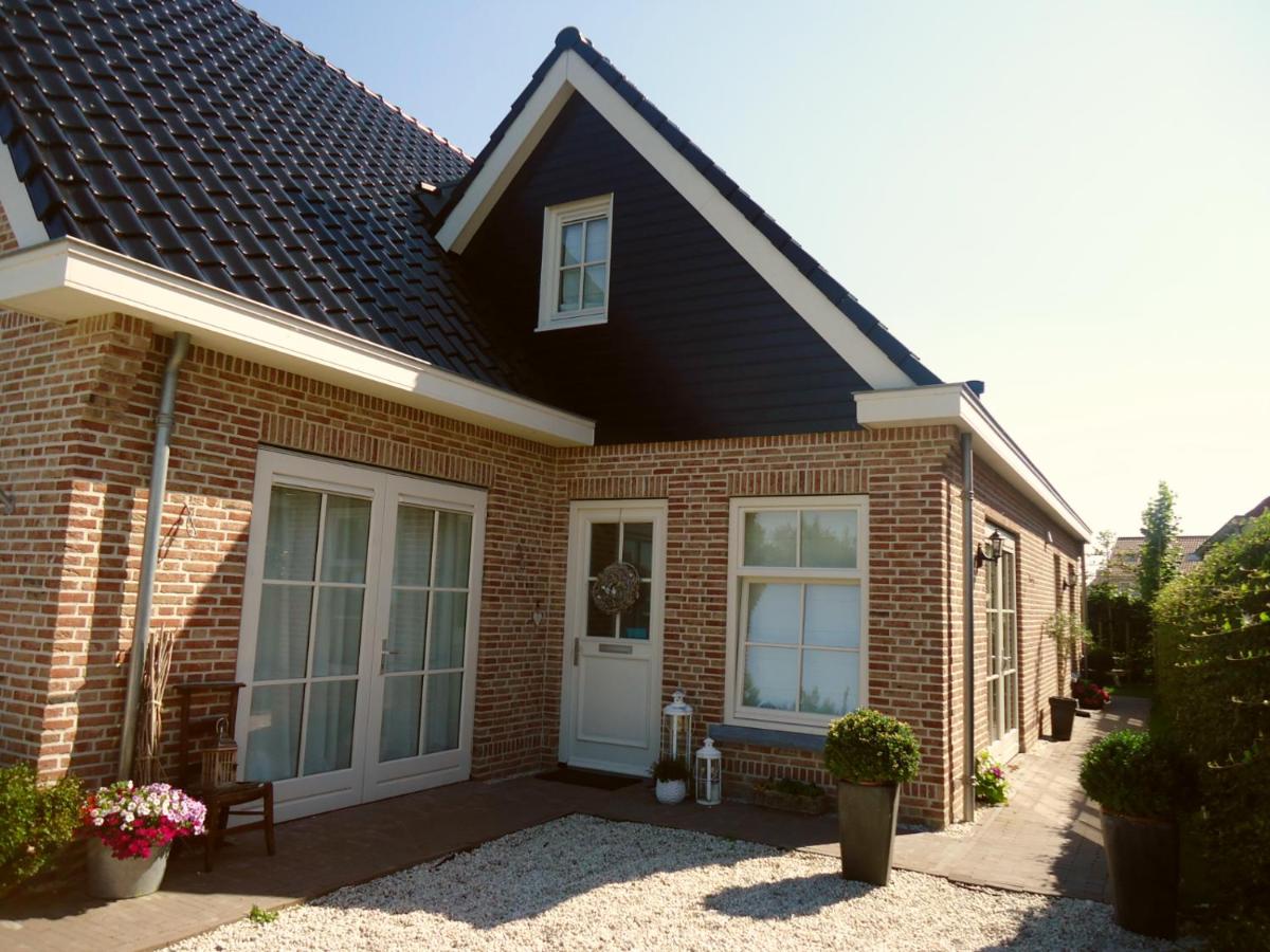 B&B Oostkapelle - Bed & Breakfast Zeeduinsepoort - Bed and Breakfast Oostkapelle