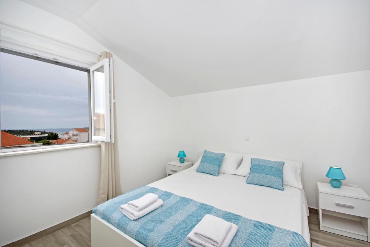 Appartamento con 2 Camere da Letto e Terrazza 