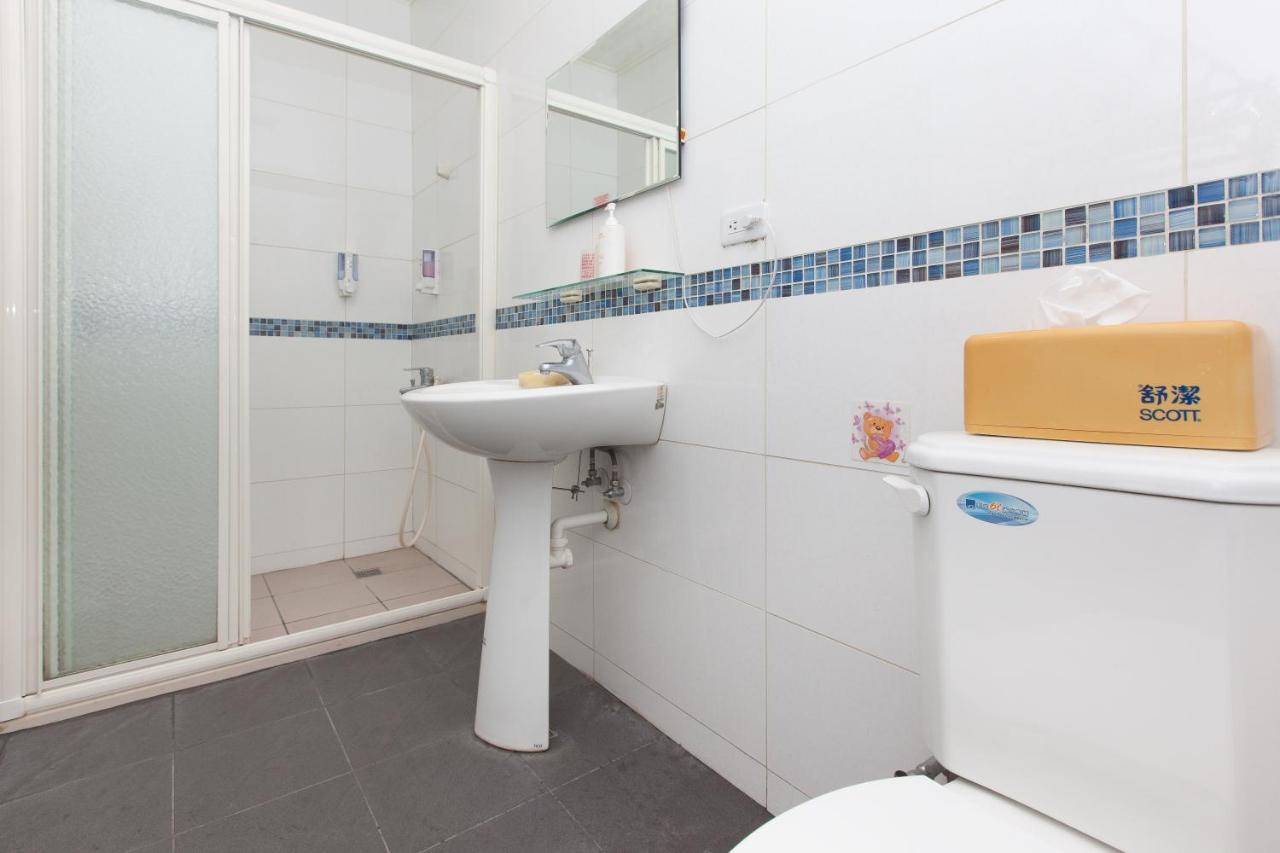 Standard Double Room with Shared Bathroom