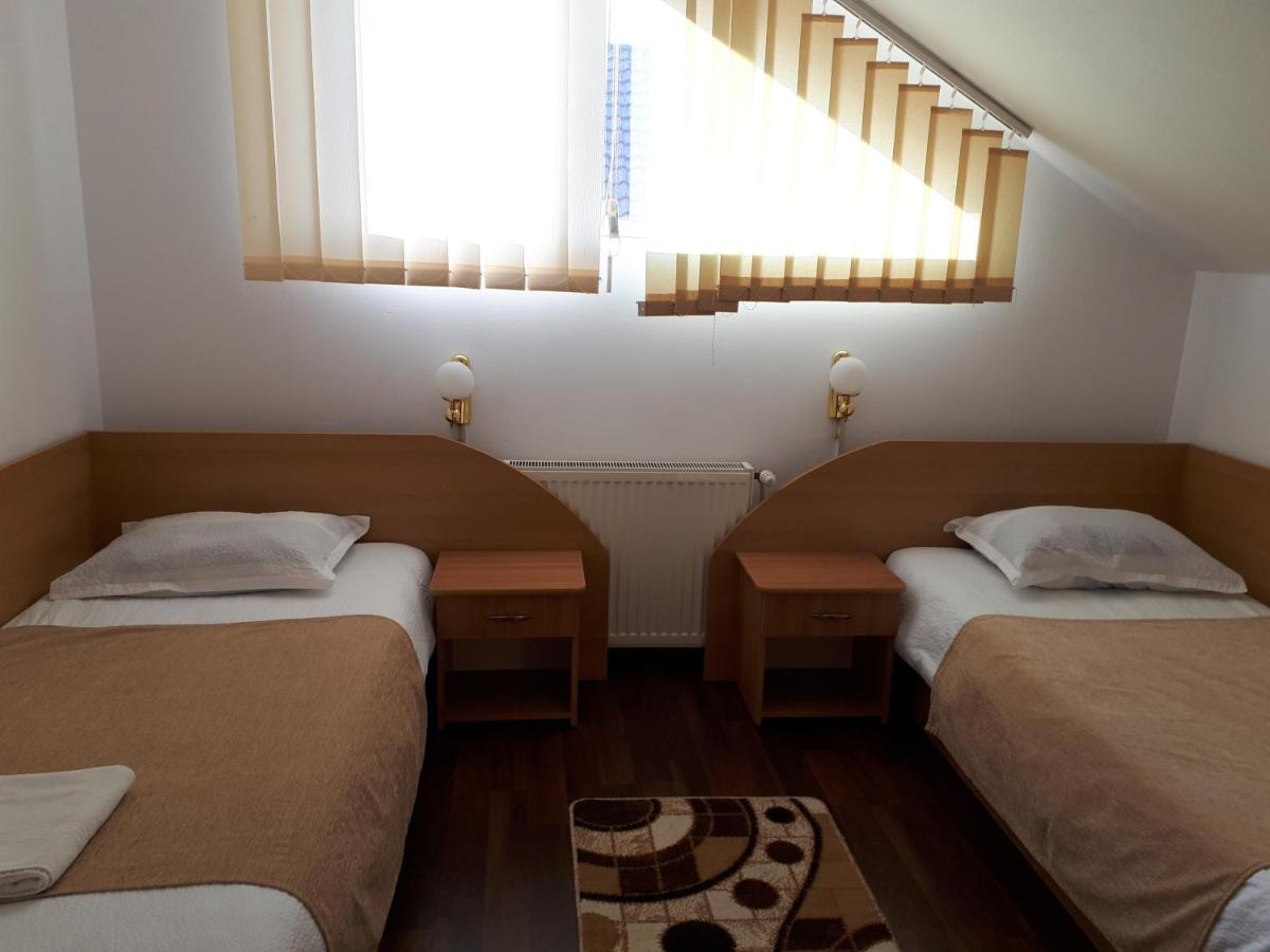 Camera Quadrupla su 2 Livelli