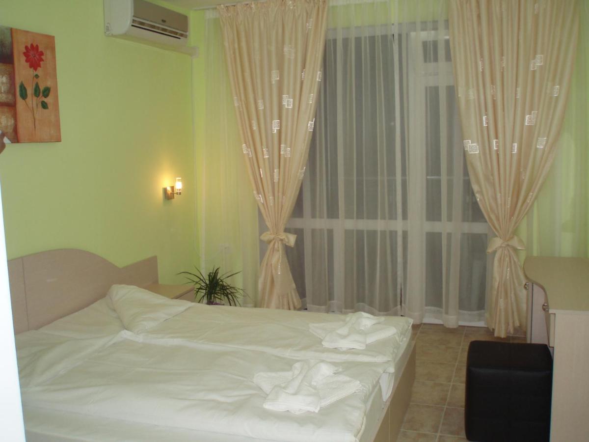 Niki - Bed and Breakfast Sveti Vlas