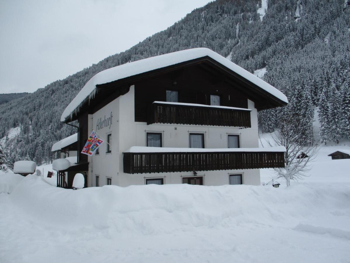Single Room with Private Bathroom