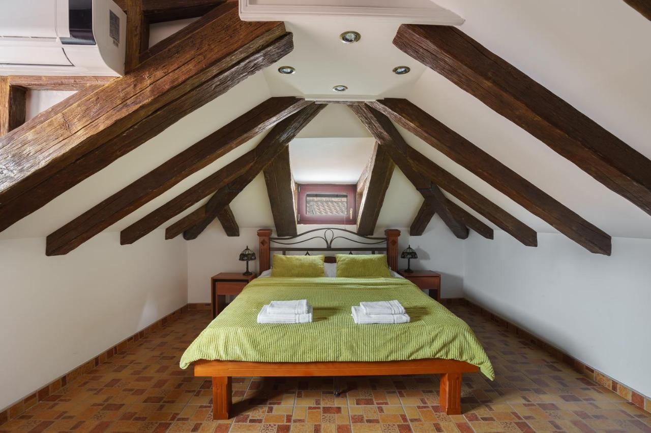 Apartment mit 2 Schlafzimmern und Balkon