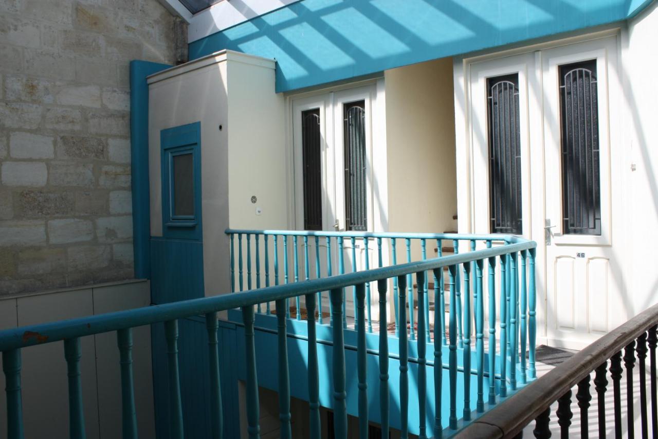 Le Latour, Centre-ville - Parking Gratuit - B&B