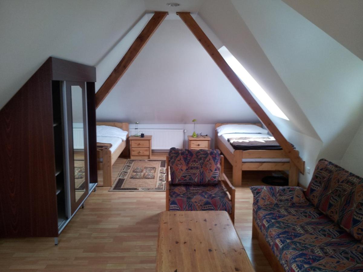 Suite de 2 dormitorios con baño compartido