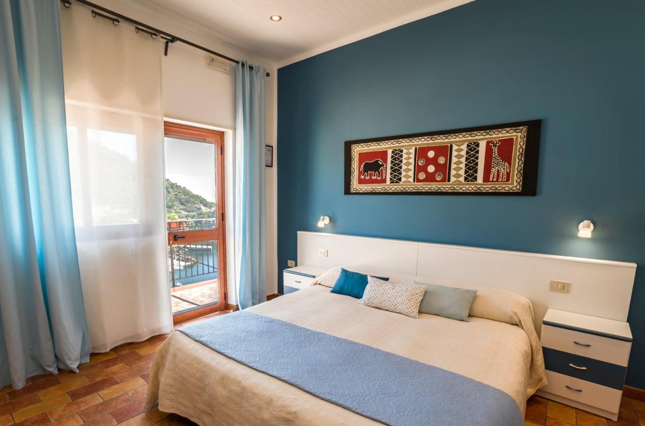 Studio (2 Adultes) - Vue sur Mer