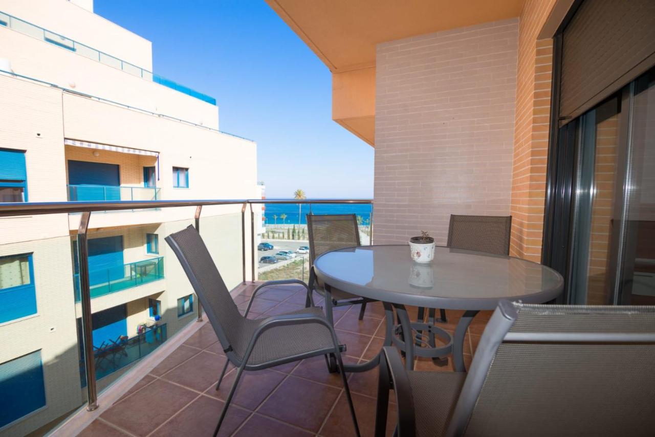 apartamento aguadulce playa con WIFI - B&B