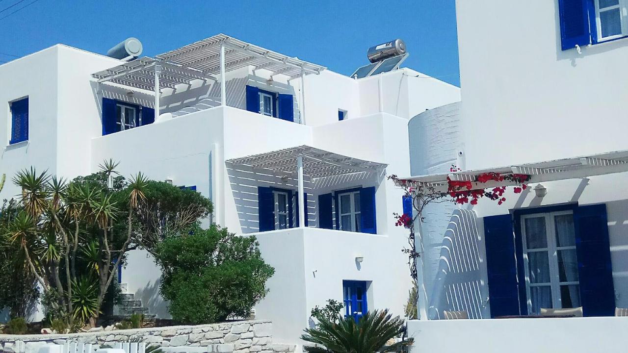 Nicos Studios & Apartments - B&B