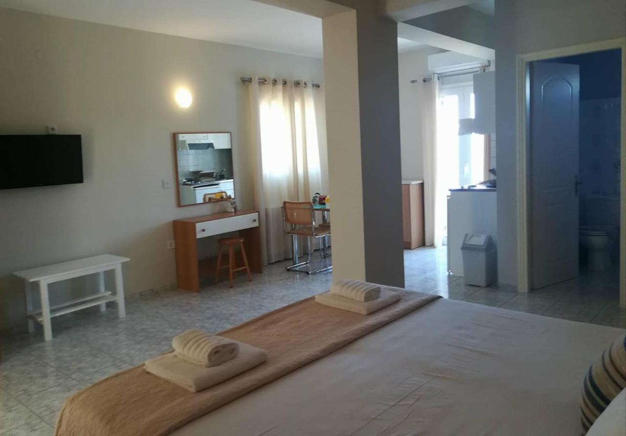 Studio with Sea View
