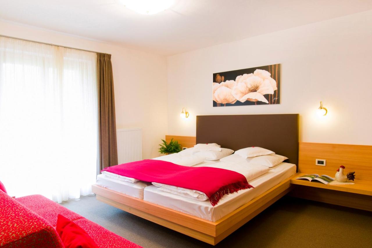 Appartamento con 1 Camera da Letto, Balcone e Vista Montagna