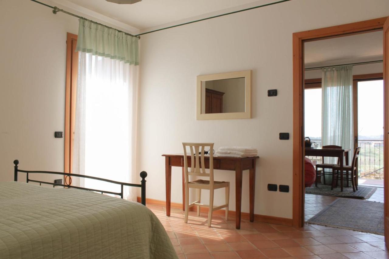 Vierpersoonskamer met Badkamer
