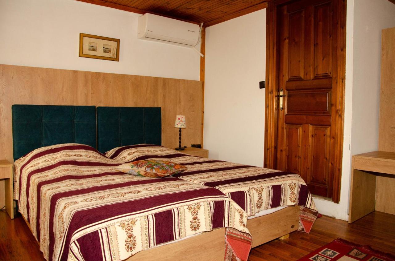 Dreibettzimmer