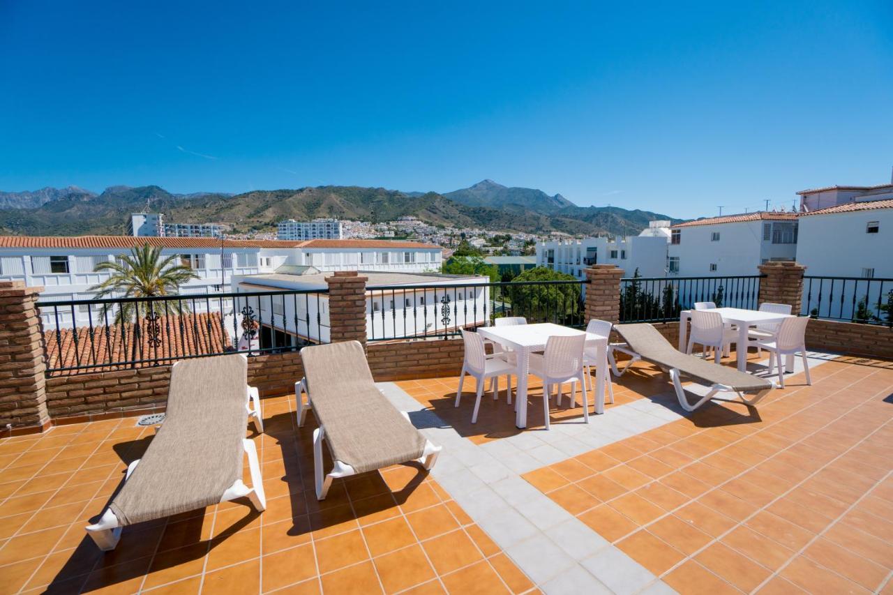 B&B Nerja - Apartamentos Manuel Martin - Bed and Breakfast Nerja