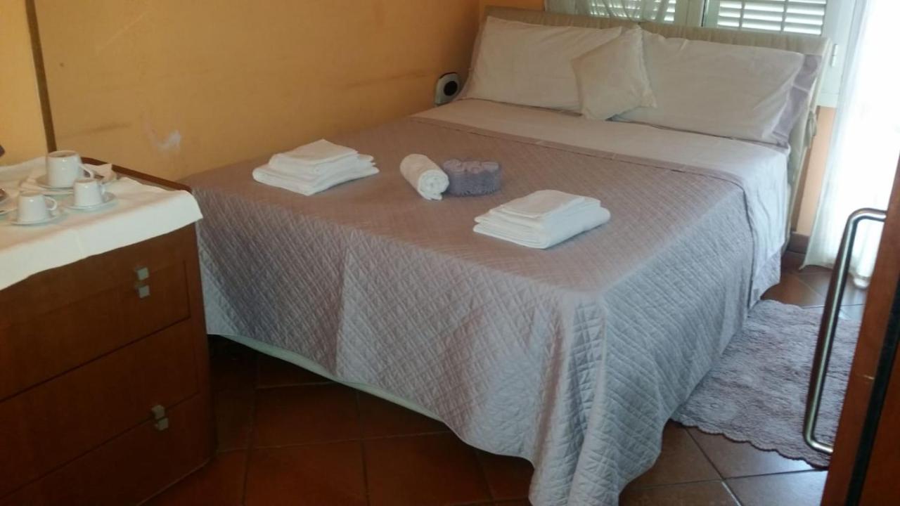 Double Room with Balcony (2 Adults + 1 Child)