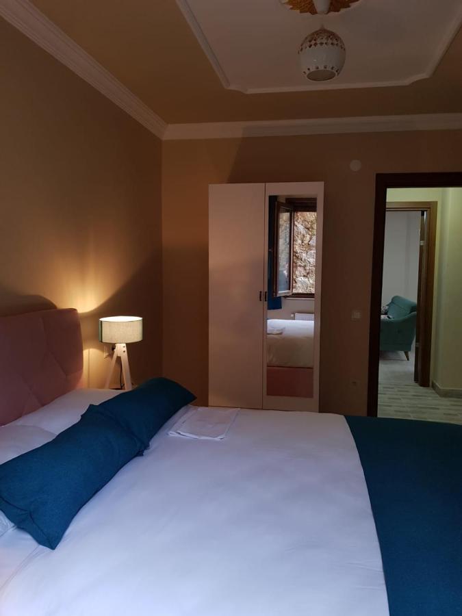 Premier Appartement met 2 Slaapkamers en Uitzicht op het Meer