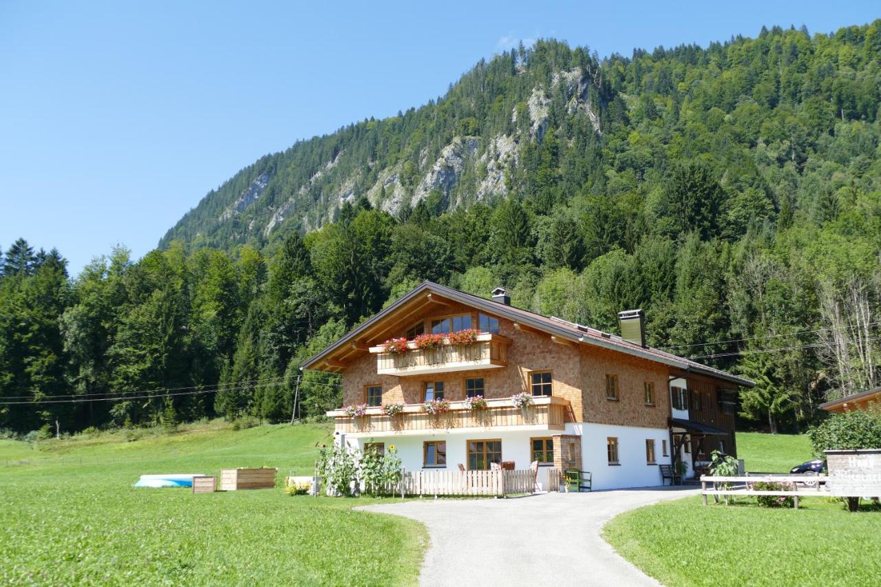 Haus Wiesenruh - Ferienwohnung Oberstdorf