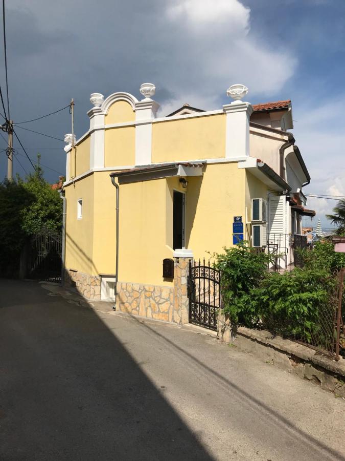 Amorino Apartman Studio - Bed and Breakfast