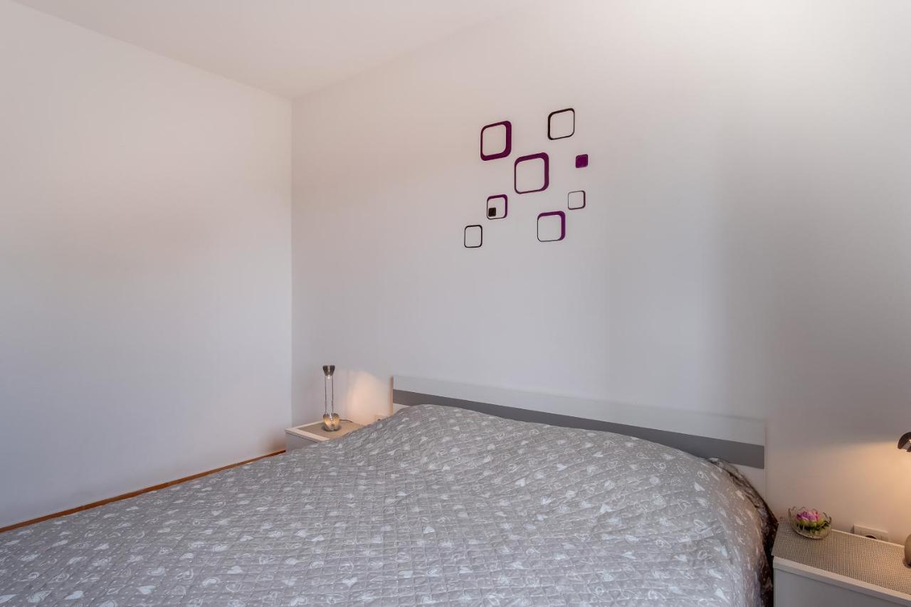 Apartamento con balcón
