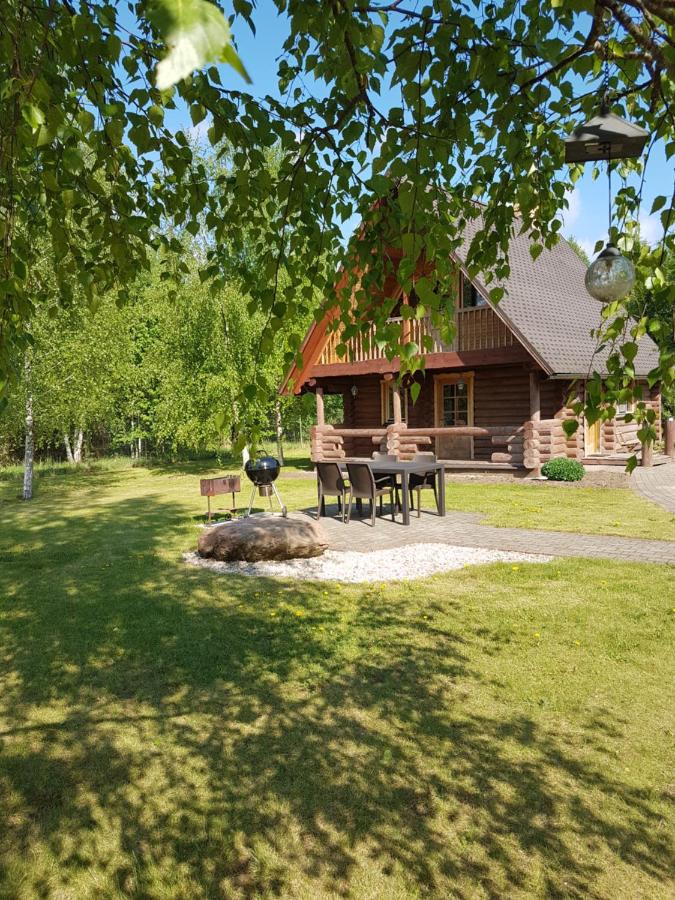 Augšdzintari - B&B Salaspils