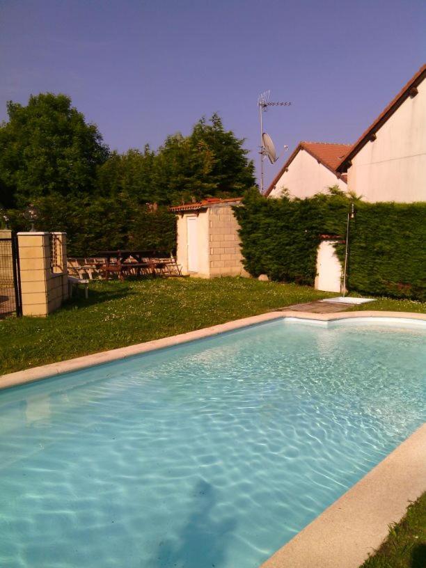 B&B Liencres - Liencres tranquilo con piscina comunitaria - Bed and Breakfast Liencres