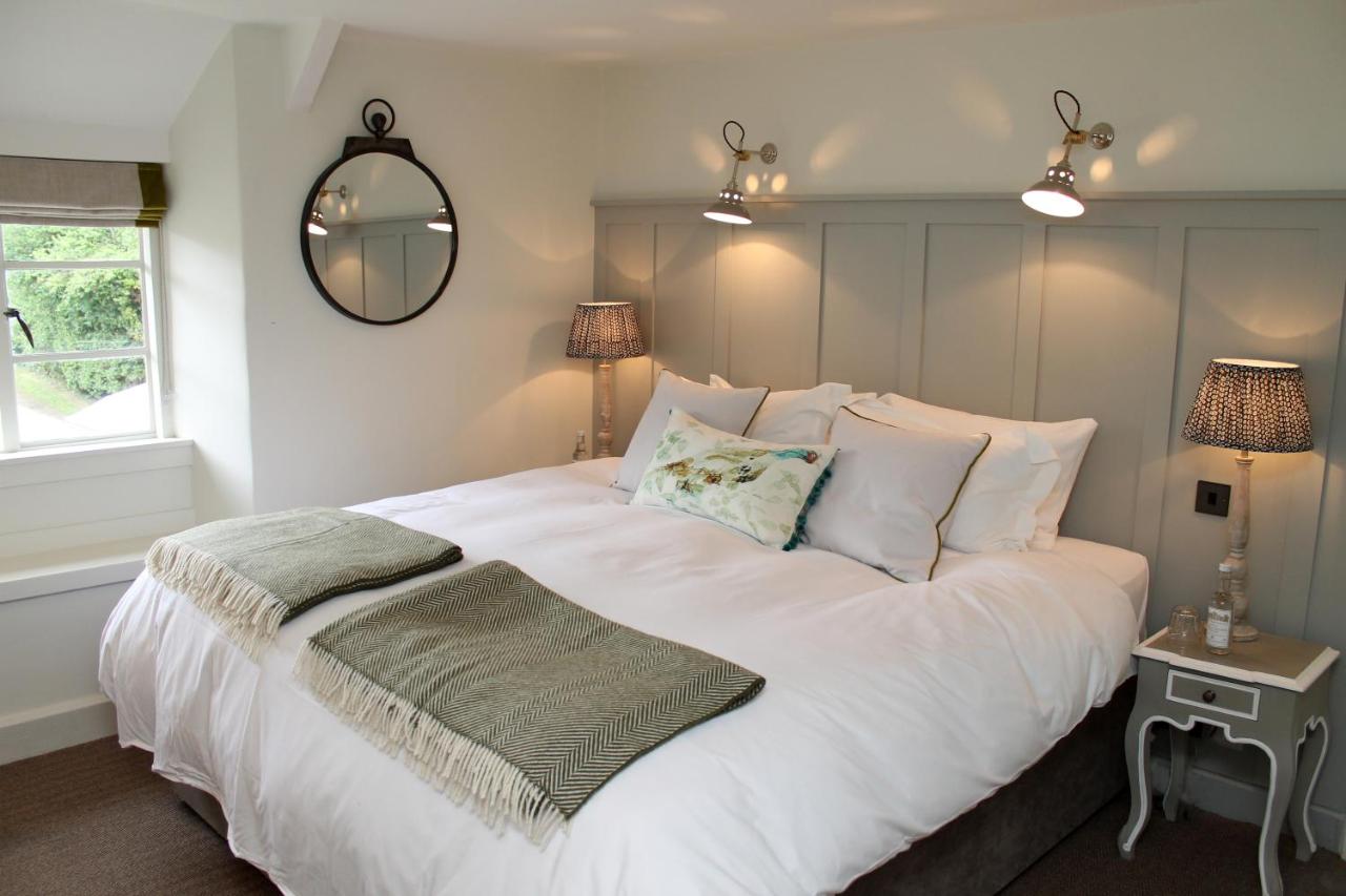 Standard Twin Room with Garden View