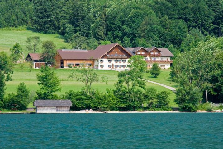 B&B Steinbach am Attersee - Haslbauer - Bed and Breakfast Steinbach am Attersee