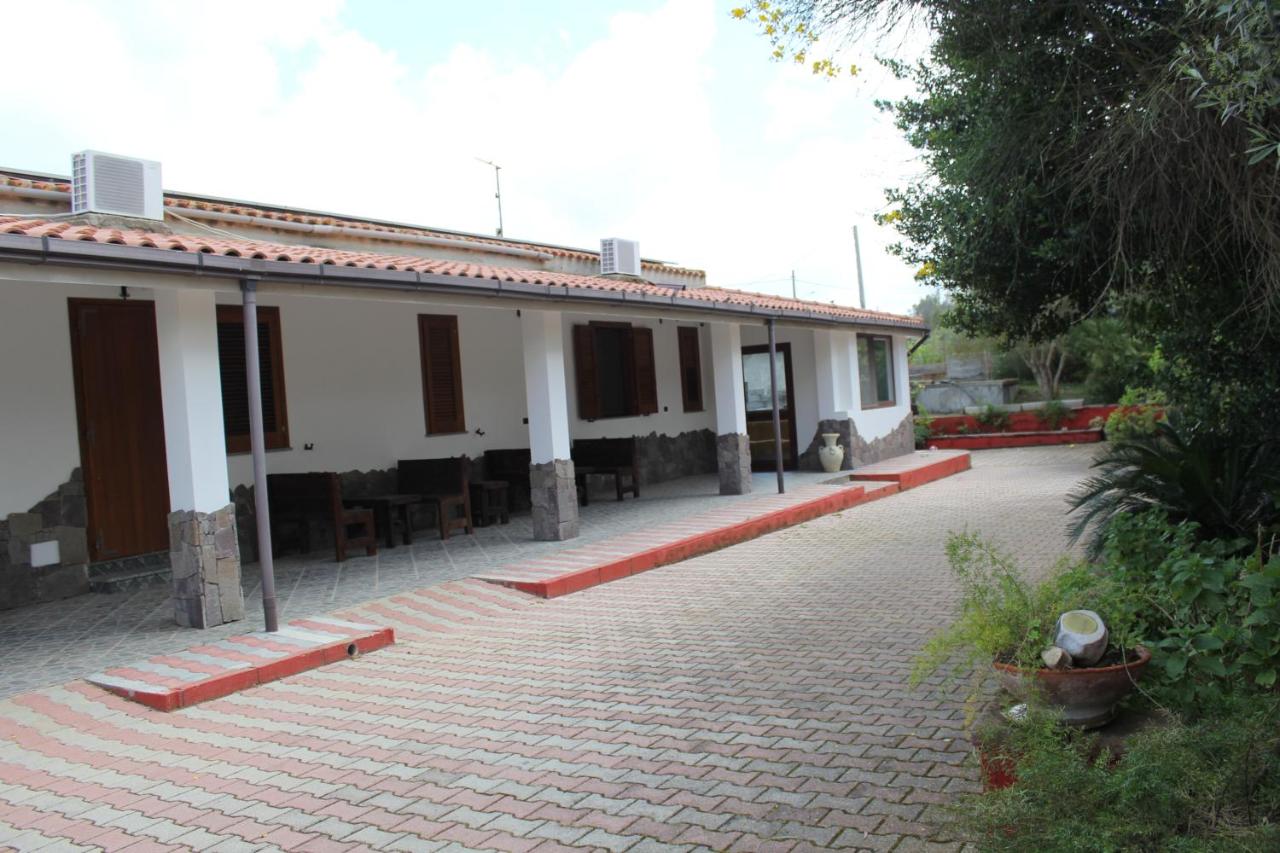 B&B Olmedo - B&B funtanadetalia - Bed and Breakfast Olmedo