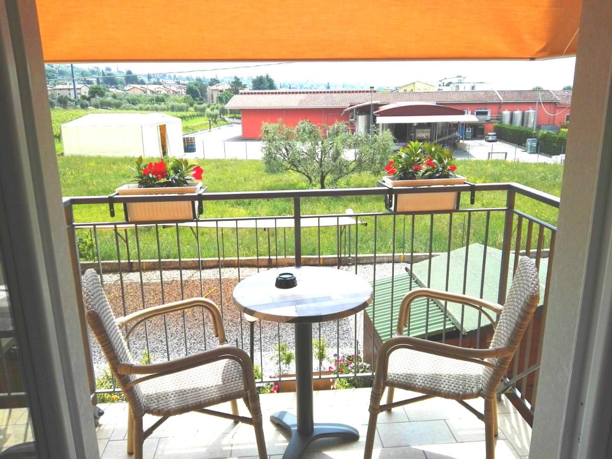 Dreibettzimmer mit Balkon