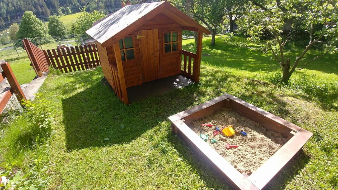 Appartement Jana - Ferienwohnung Flattach
