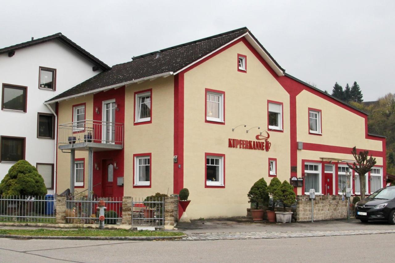 Pension Kupferkanne - B&B Dingolfing