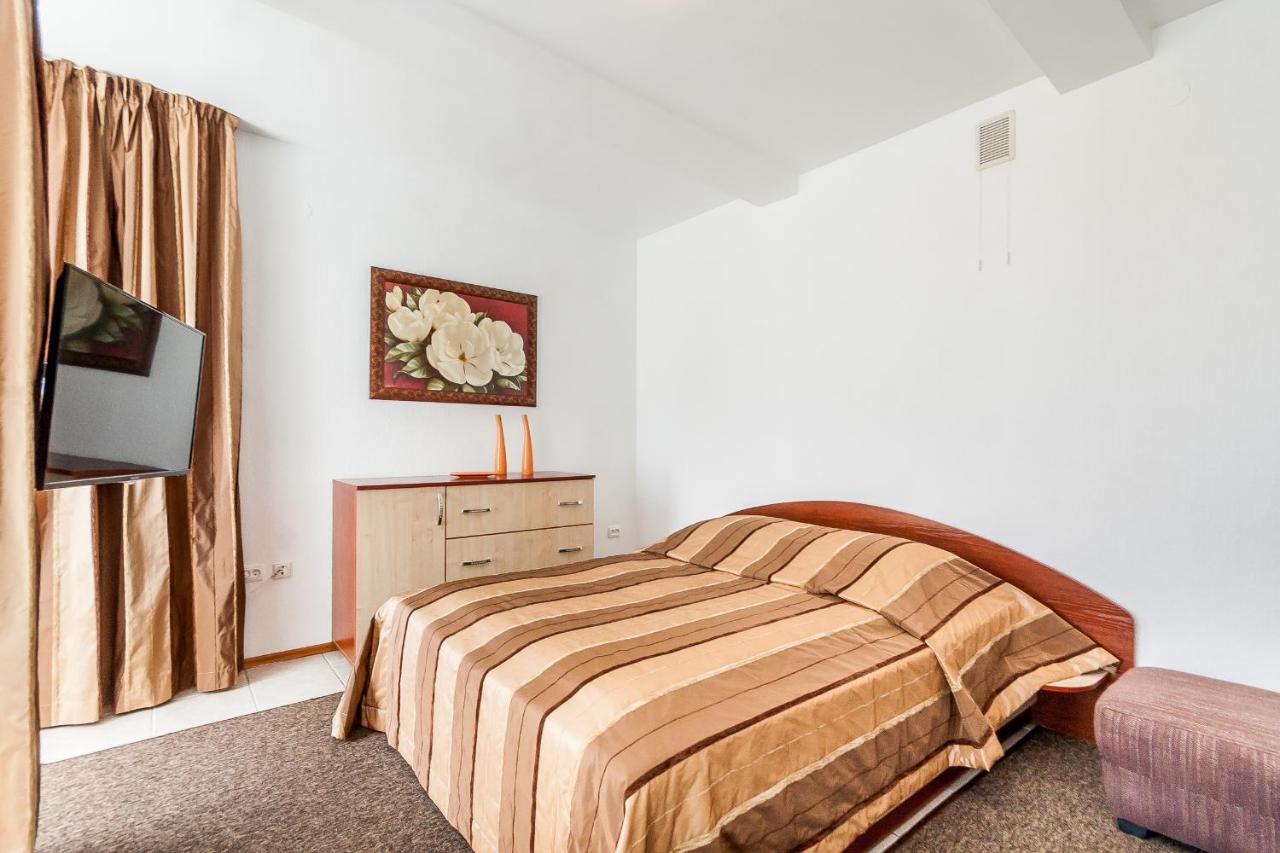 Estudio - Prie Azuolo Nr. 1