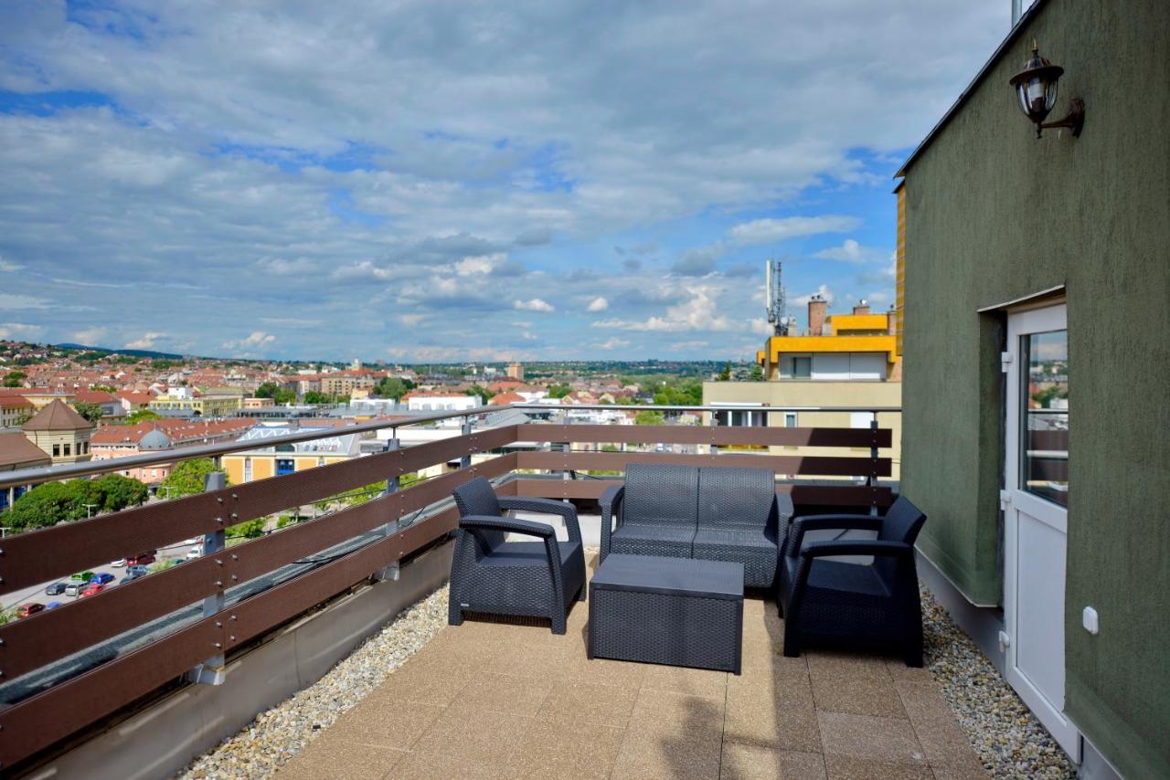 Panoráma City Apartman - B&B