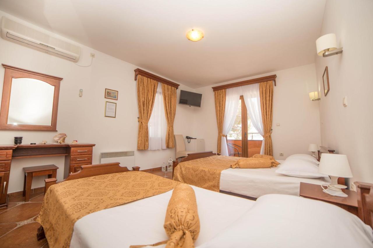Dreibettzimmer