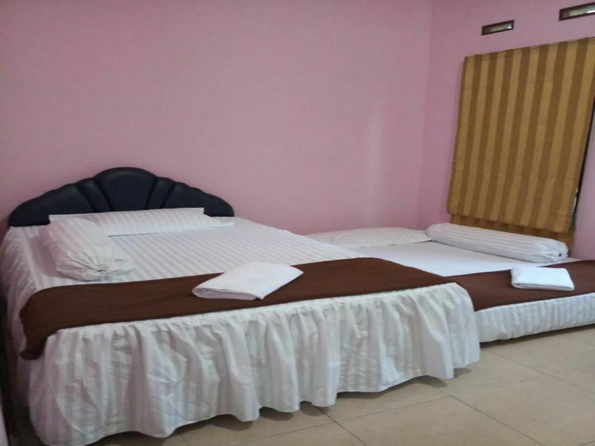 Standard Twin Room with Fan