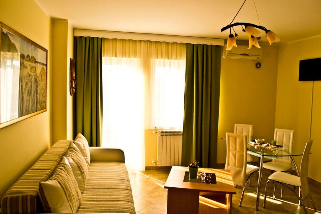 Appartamento con Balcone