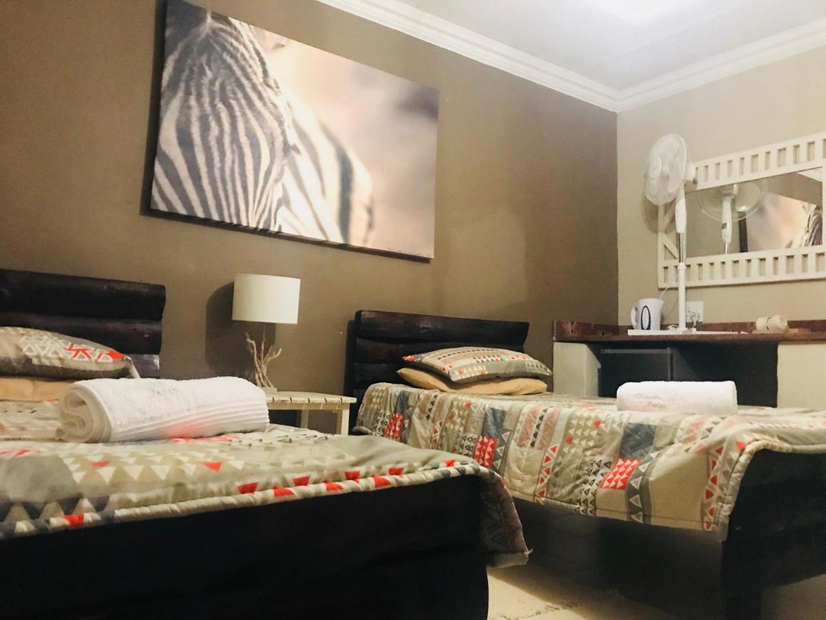 Camera Budget Doppia con Letti Singoli