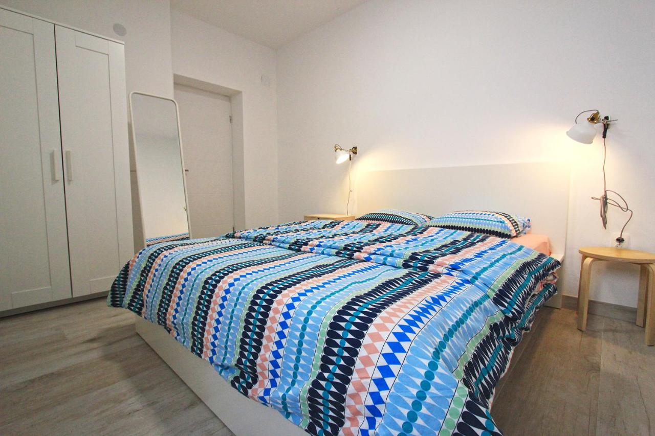 Apartment - Split Level