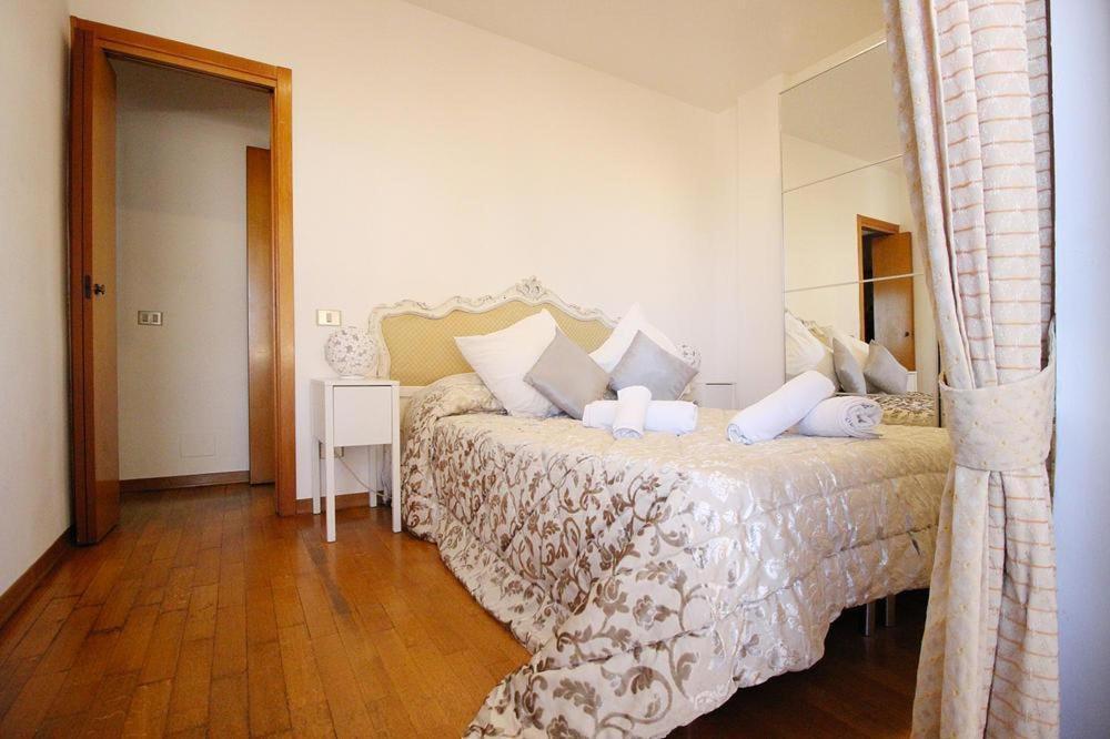 Appartamento con 2 Camere da Letto e Terrazza
