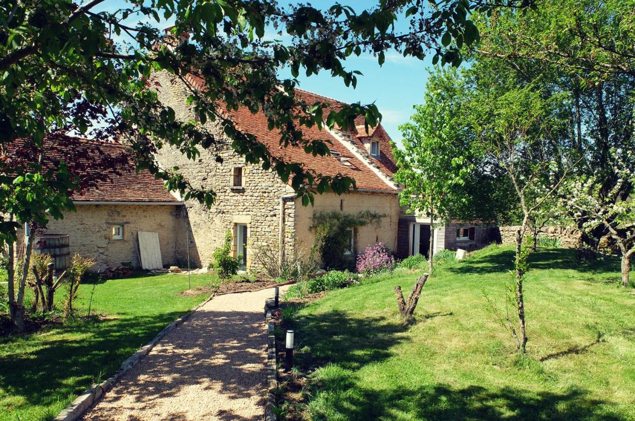 B&B Saint-Julien-de-Civry - Le Thé au Jardin - Bed and Breakfast Saint-Julien-de-Civry